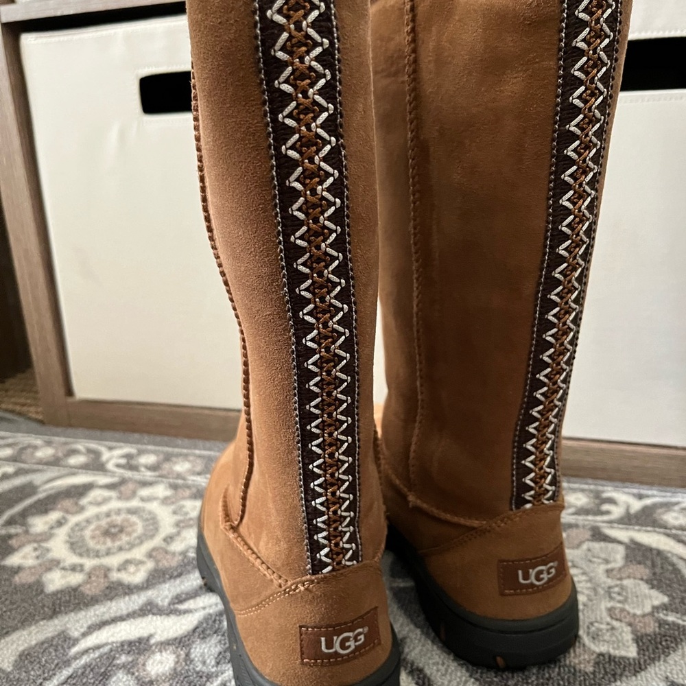 Womens UGG ultimate tall braid boots size 7